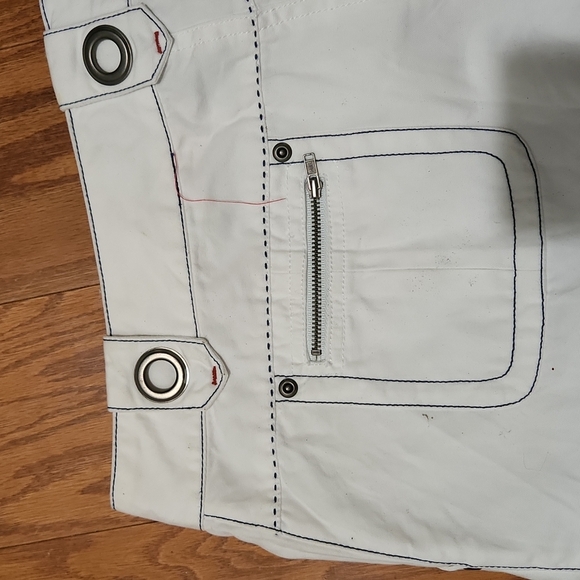 Skirt - Picture 3 of 3